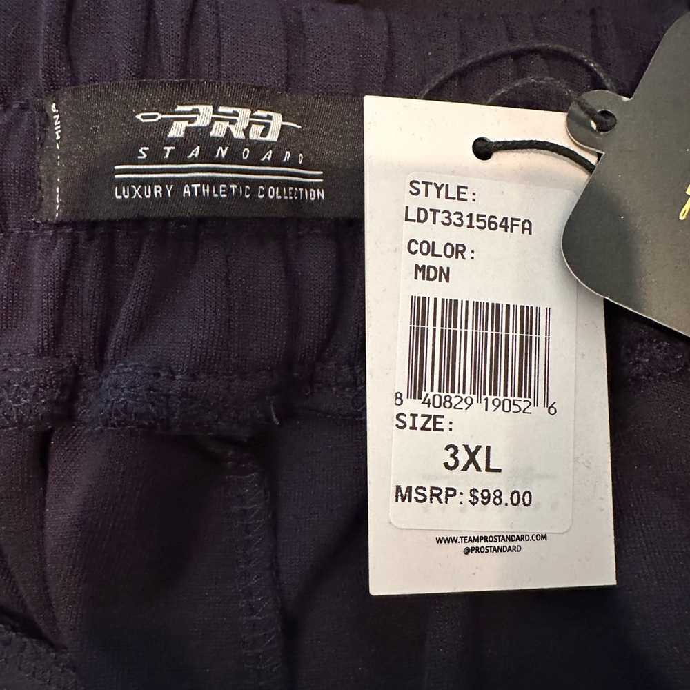 New Detroit Tigers Shorts - Picture 5 of 5